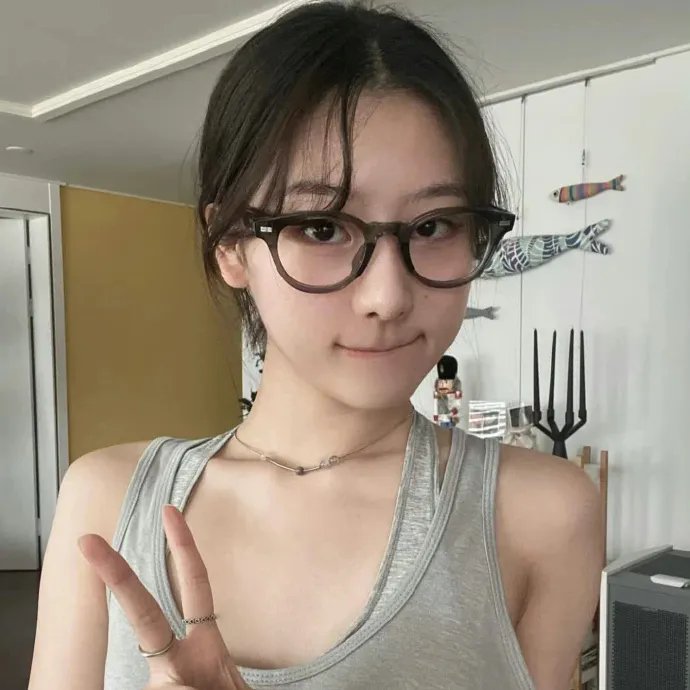 偷窥狂的世界海报
